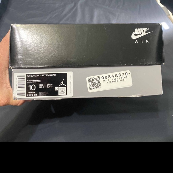 Jordan 11 ie Low Space Jam. Worn once. Box in great condition. - Picture 3 of 3